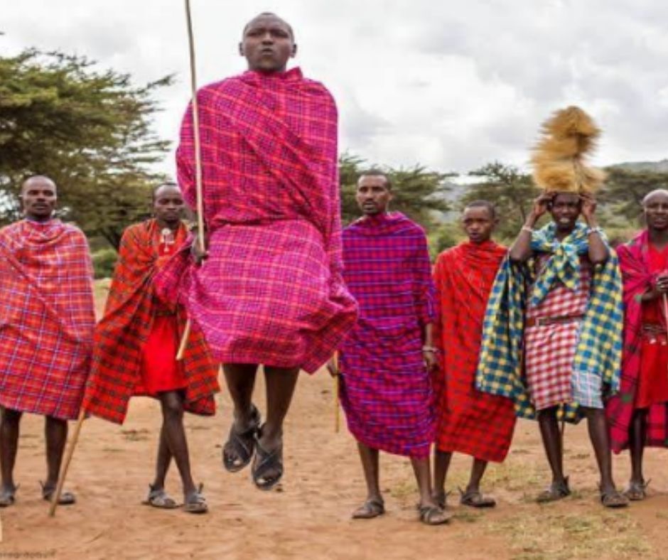 AMBOSELI NATIONAL PARK 3 DAYS 2 NIGHTS GROUP TRIP